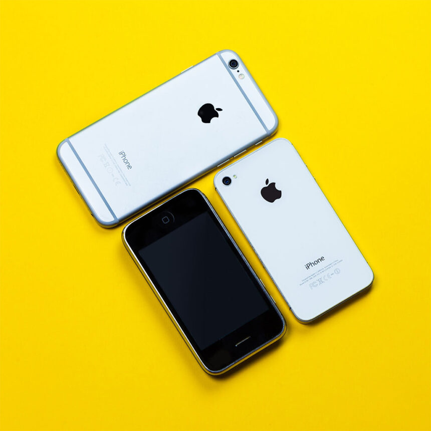 Choosing the Perfect iPhone A Guide to Size and Weight